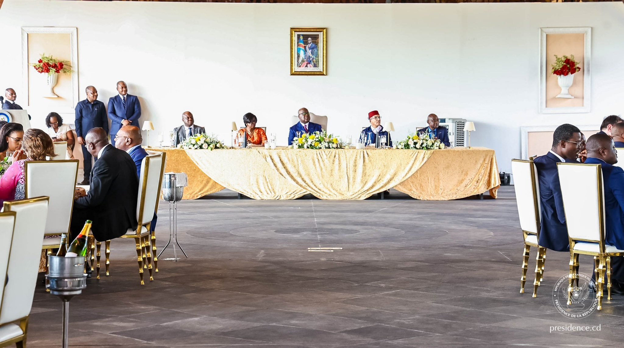 Juliana Lumumba en présence du Chef de l'Etat de la RD Congo Félix-Tshisekedo et d'autres invités de marque lors de la présentation de sa candidature à Kinshasa